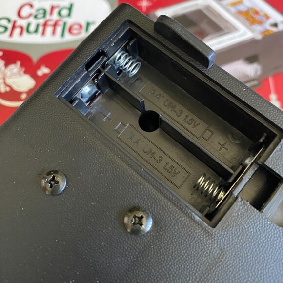 Wembley Automatic Card Shuffler Deck of Cards/Gifts - Picture 6 of 7